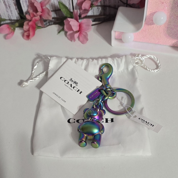 COACH Bear Keychain 3D Iridescent Oil Slick NWT - Picture 1 of 3